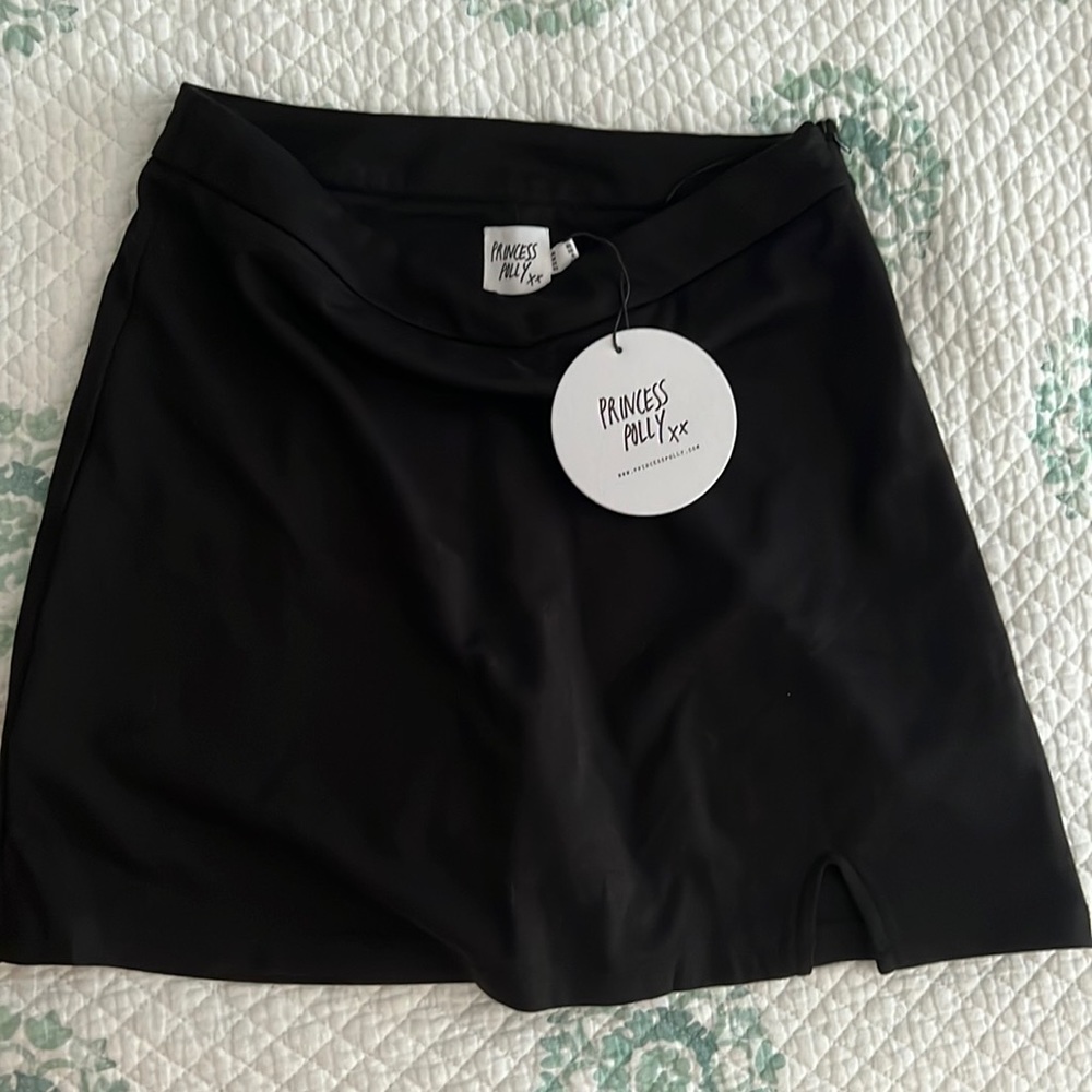 NWT Black Princess Polly Mini Skirt with built in Shorts (skort) size 6